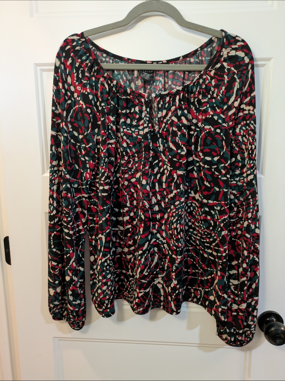 🔴 3/$15 George Multicolor Patterned Long-Sleeve Top - Black, Red, Teal, Cream